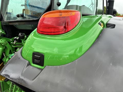 John Deere 5115R