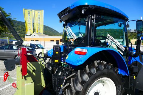 New Holland T5.90S Synchro Shuttle
