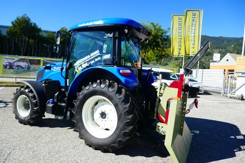 New Holland T5.90S Synchro Shuttle