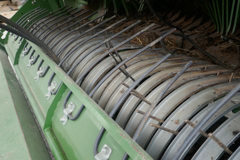 Krone Comprima V 150 XC