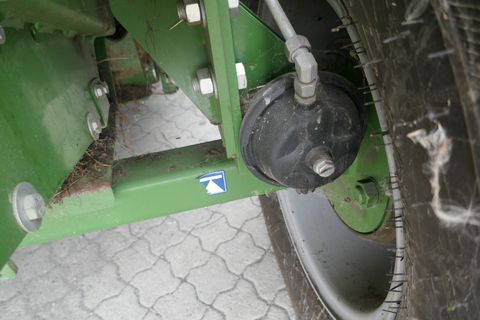 Krone Comprima V 150 XC