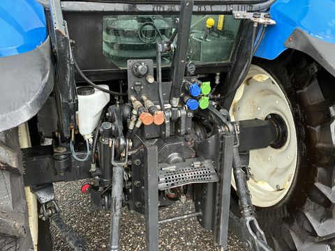 New Holland TL100A (4WD)