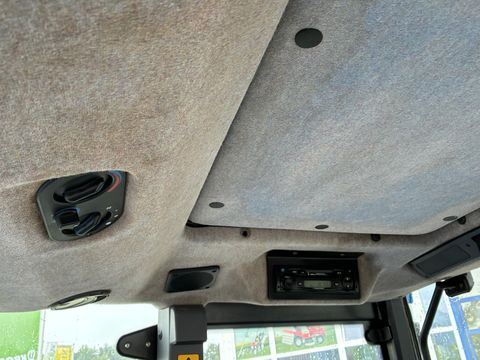 New Holland TL100A (4WD)