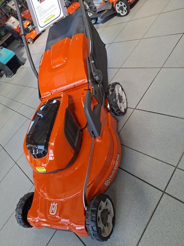 Husqvarna Akku-Rasenmäher LC 353iVX