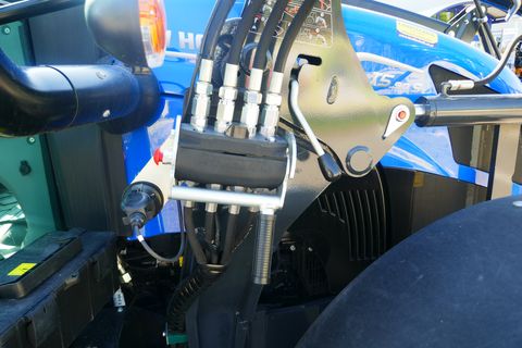 New Holland T5.90S Powershuttle