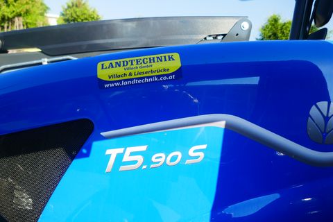 New Holland T5.90S Powershuttle