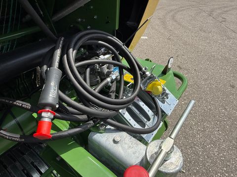 Krone Comprima F 125 XC 