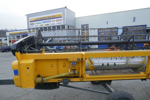 New Holland CX5090 Elevation