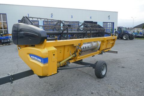 New Holland CX5090 Elevation