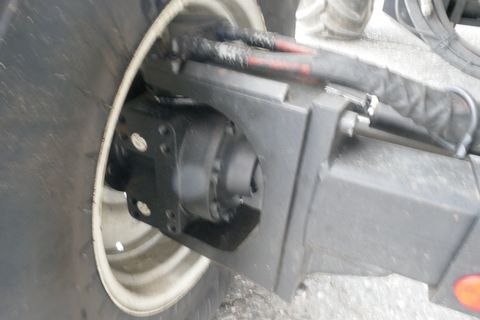 New Holland CX5090 Elevation