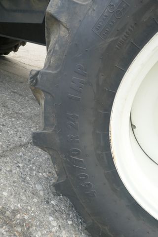 New Holland CX5090 Elevation