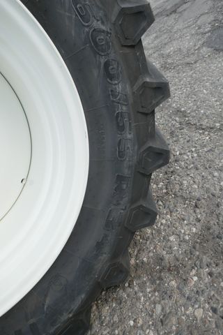 New Holland T5.110 Auto Command (Stage V)