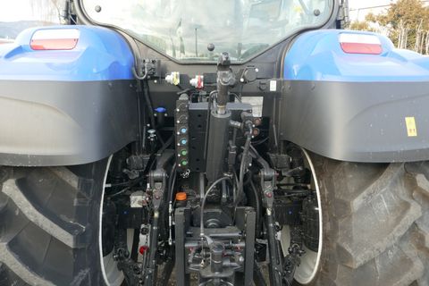New Holland T5.110 Auto Command (Stage V)