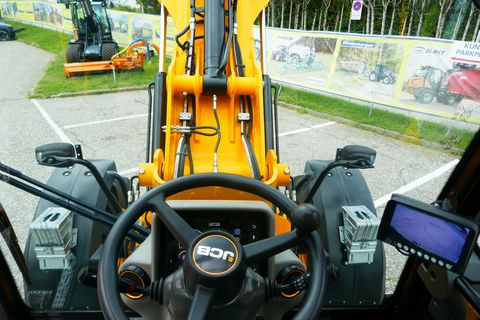 JCB TM 320