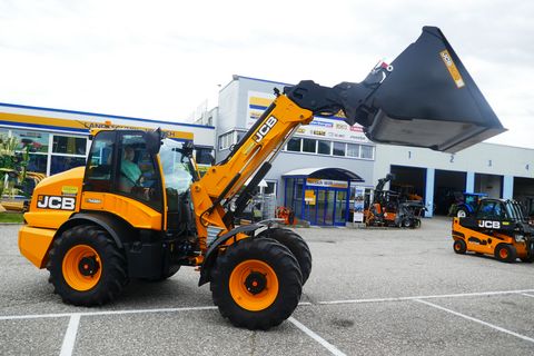 JCB TM 320