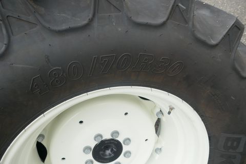 New Holland T5.90S Powershuttle