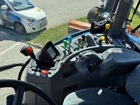 New Holland TS110A Plus