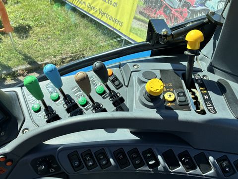 New Holland TS110A Plus