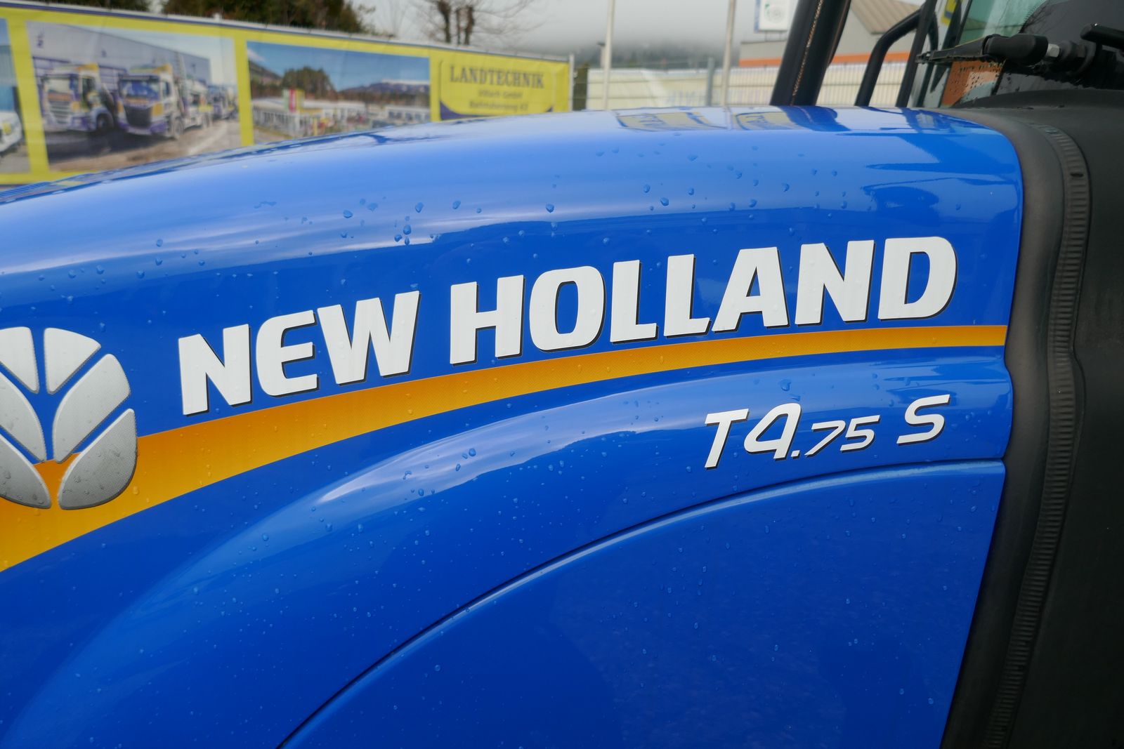 New Holland T4.75S 3