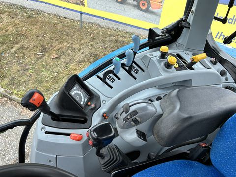 New Holland T6020 Delta