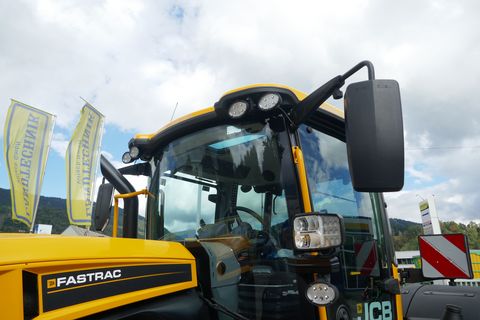 JCB Fastrac 4220 iCON