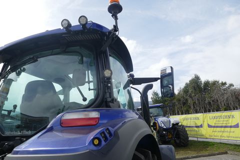 New Holland T5.140 Auto Command (Stage V)