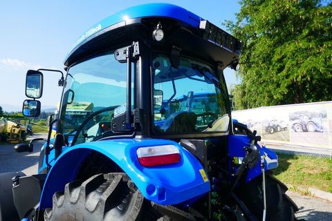 New Holland T5.90S Powershuttle