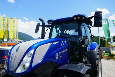 New Holland T6.145 Auto Command (Stage V)