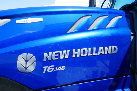 New Holland T6.145 Auto Command (Stage V)