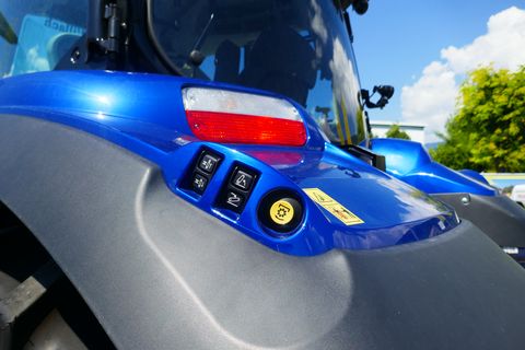 New Holland T6.145 Auto Command (Stage V)