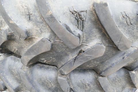 Alliance 320/85R36 und 280/85R24