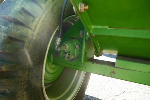 Krone Comprima F 125 XC 