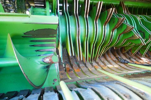 Krone Comprima F 125 XC 