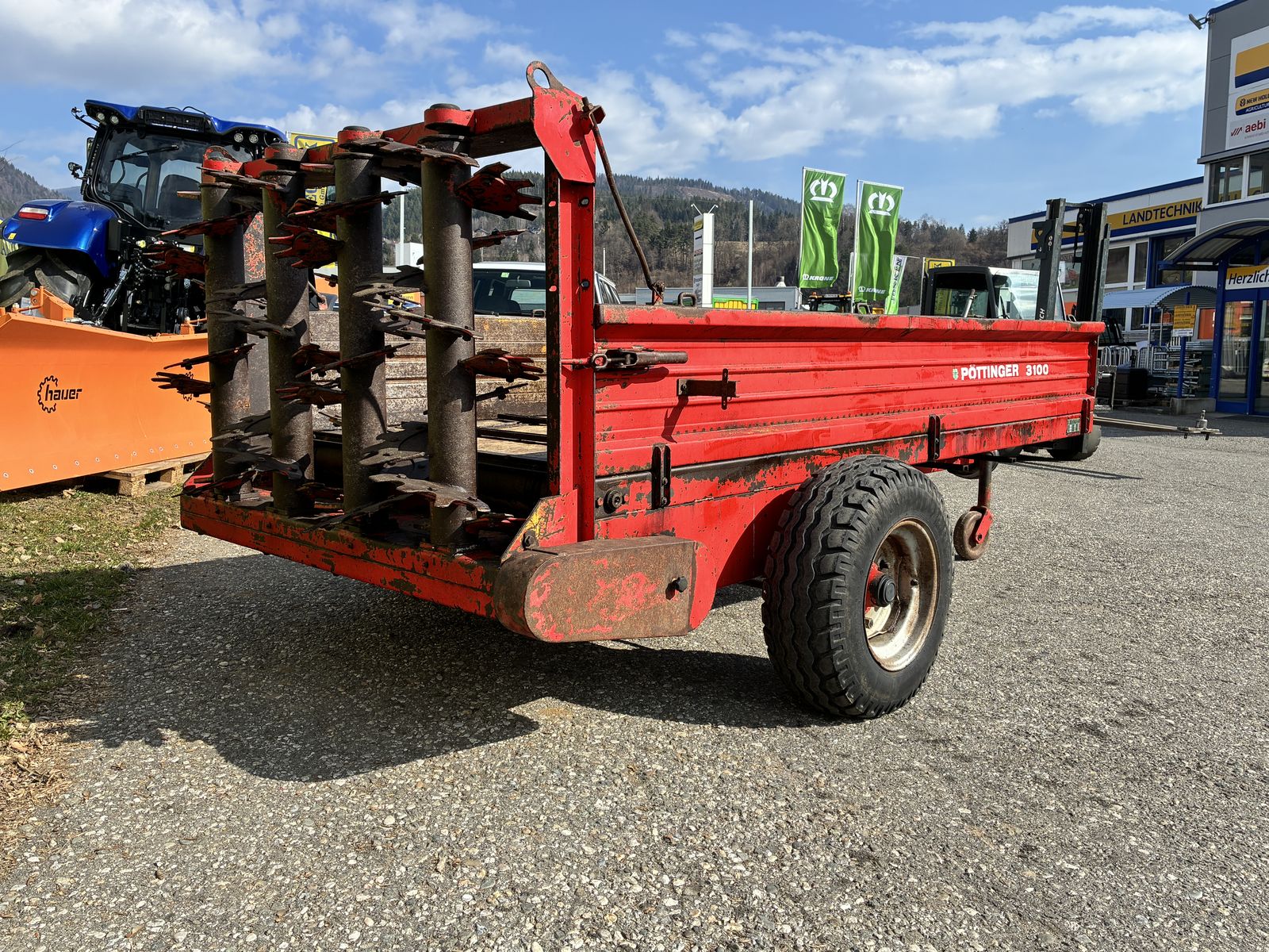 Pöttinger Bergmiststreuer 3100 B 2