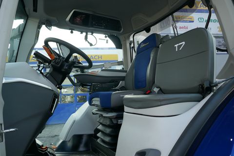New Holland T7.315 PLM (Stage V)