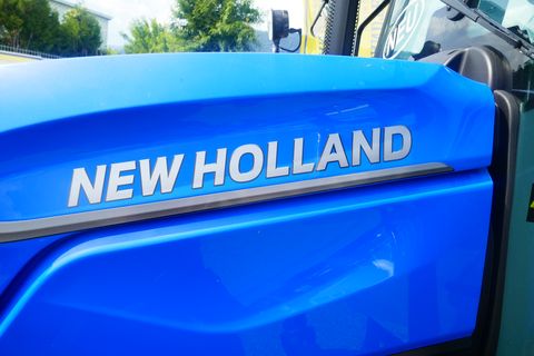 New Holland T5.100 Electro Command (IntelliShift)