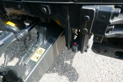 New Holland T5.100 Electro Command (IntelliShift)
