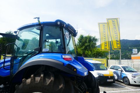 New Holland T5.100 Electro Command (IntelliShift)