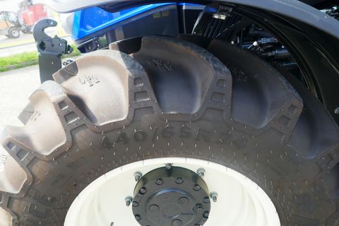 New Holland T5.100 Electro Command (IntelliShift)