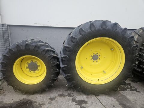 Trelleborg 4 Stück gebr. Räder mit Felgen
