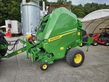 John Deere V451M