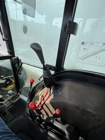 3606-ba25e068b9f85a316f703e7619402781-5989950