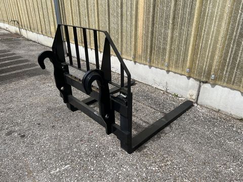 Sonstige CNH Gabelträger