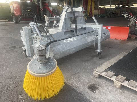 Fliegl Kehrmaschine 3