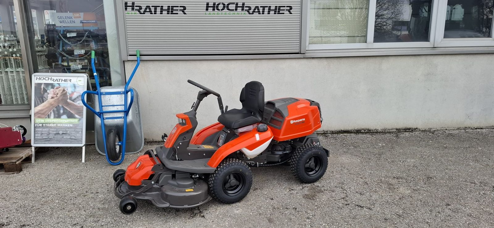 Husqvarna Rider R216 TC AWD Limited Edition 3