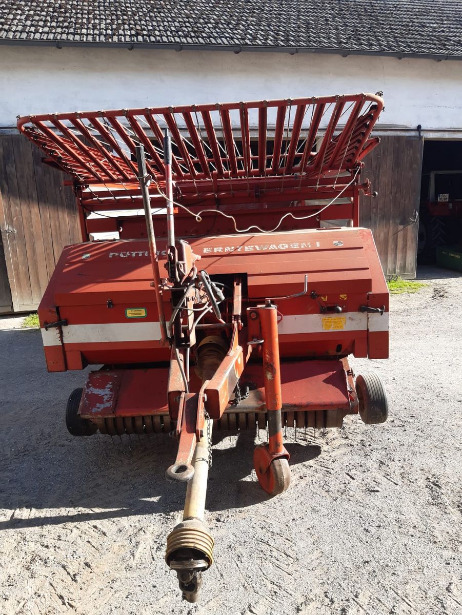 Pöttinger Erntewagen 1 2