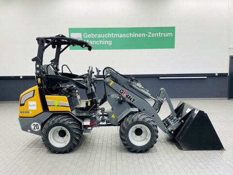 G2200E ELEKTRO-HOFLADER 3