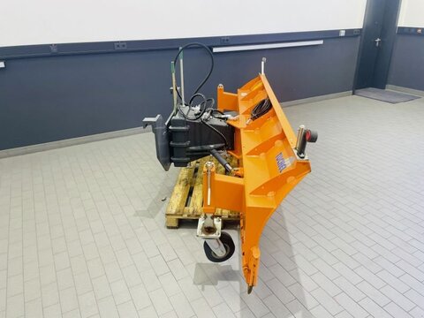 SCHNEESCHILD L-SF 275 MERLO 2