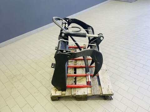 GIANT DUNG- UND SILAGEZ. 100 C 2