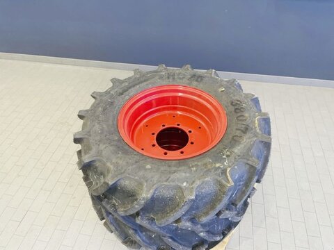 Fendt RÄDER 380/70R24 MT W12X24 3